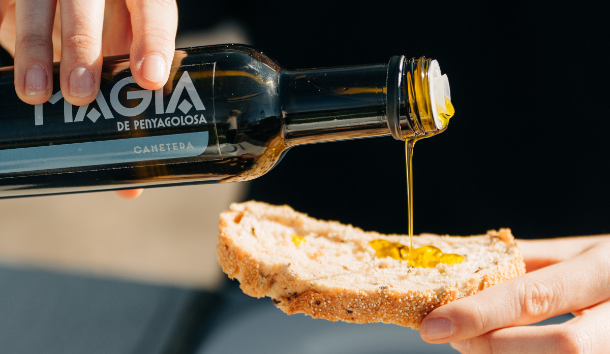 Aceite de oliva virgen extra Castellón – Magia de Penyagolosa premiado