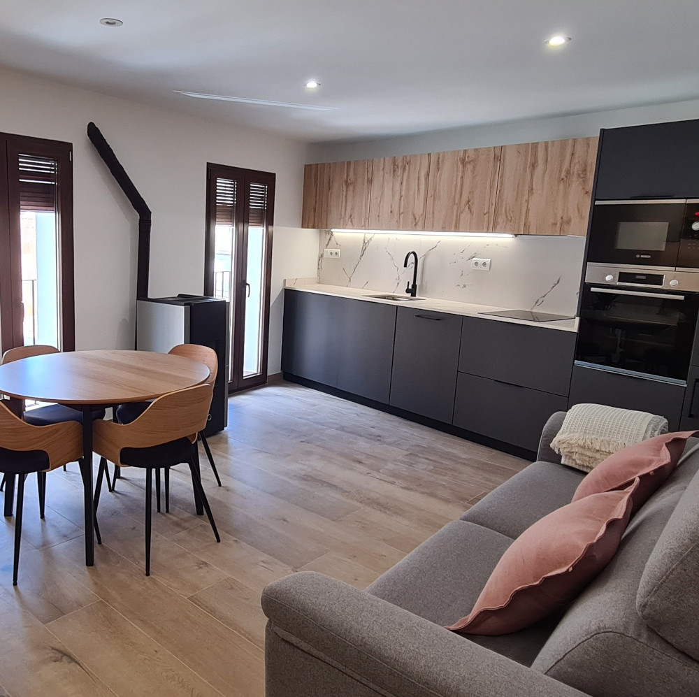 Zona comedor en alojamiento rural El Carrascal