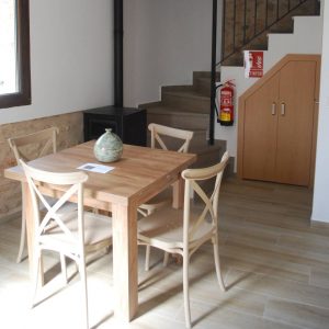 Zona comedor en alojamiento rural Carmen Atzeneta